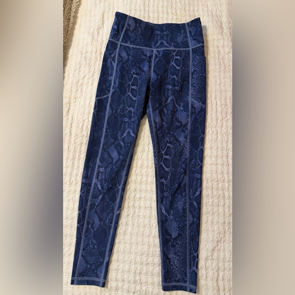 Victoria's Secret Navy Snake Print Leggings